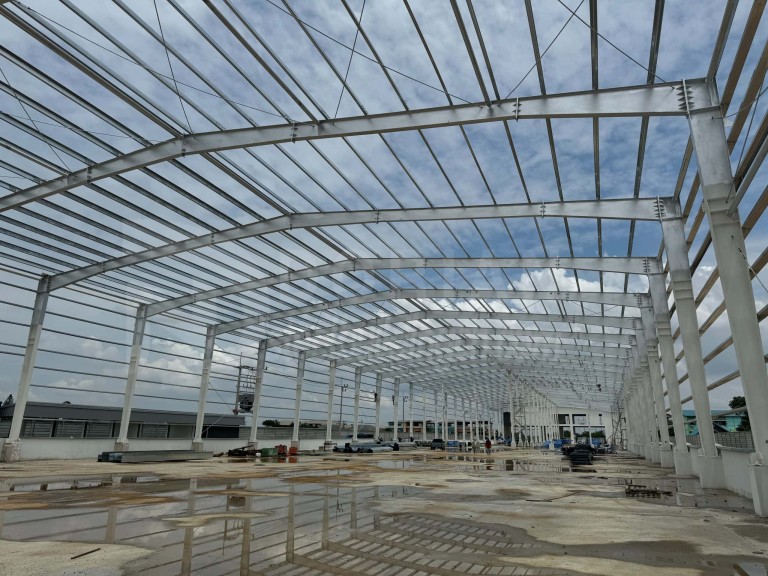 8064 Square Meter Steel Structure Workshop Project In Thailand 1